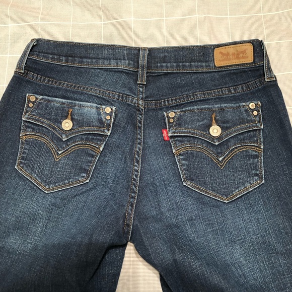 Levi’s pants - Picture 2 of 8